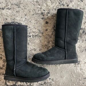 Ugg Australia Black tall women’s size 7